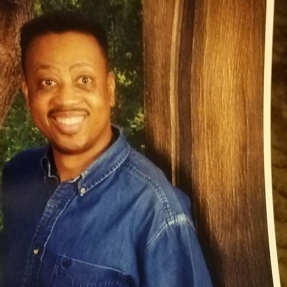 Meet your Posher, James - Picture 1 of 1